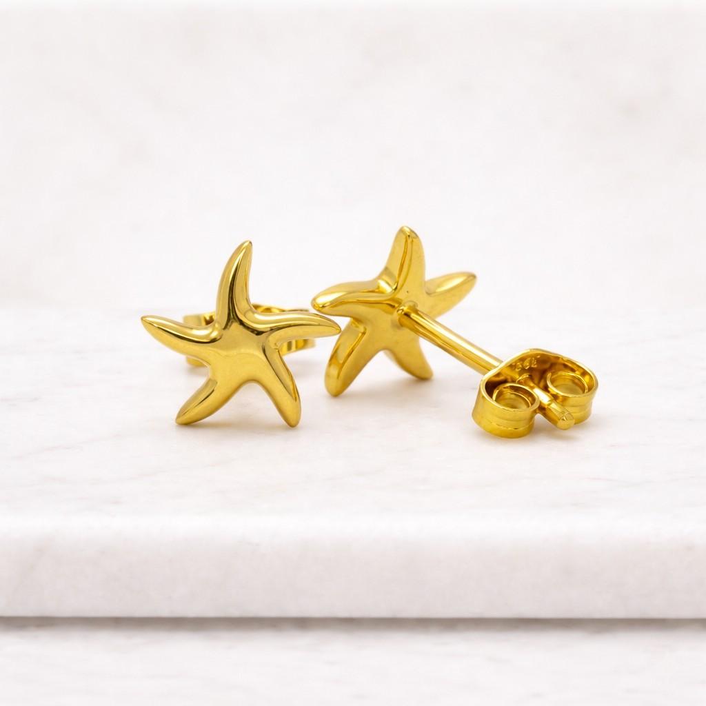 gold starfish stud earrings in 18k gold