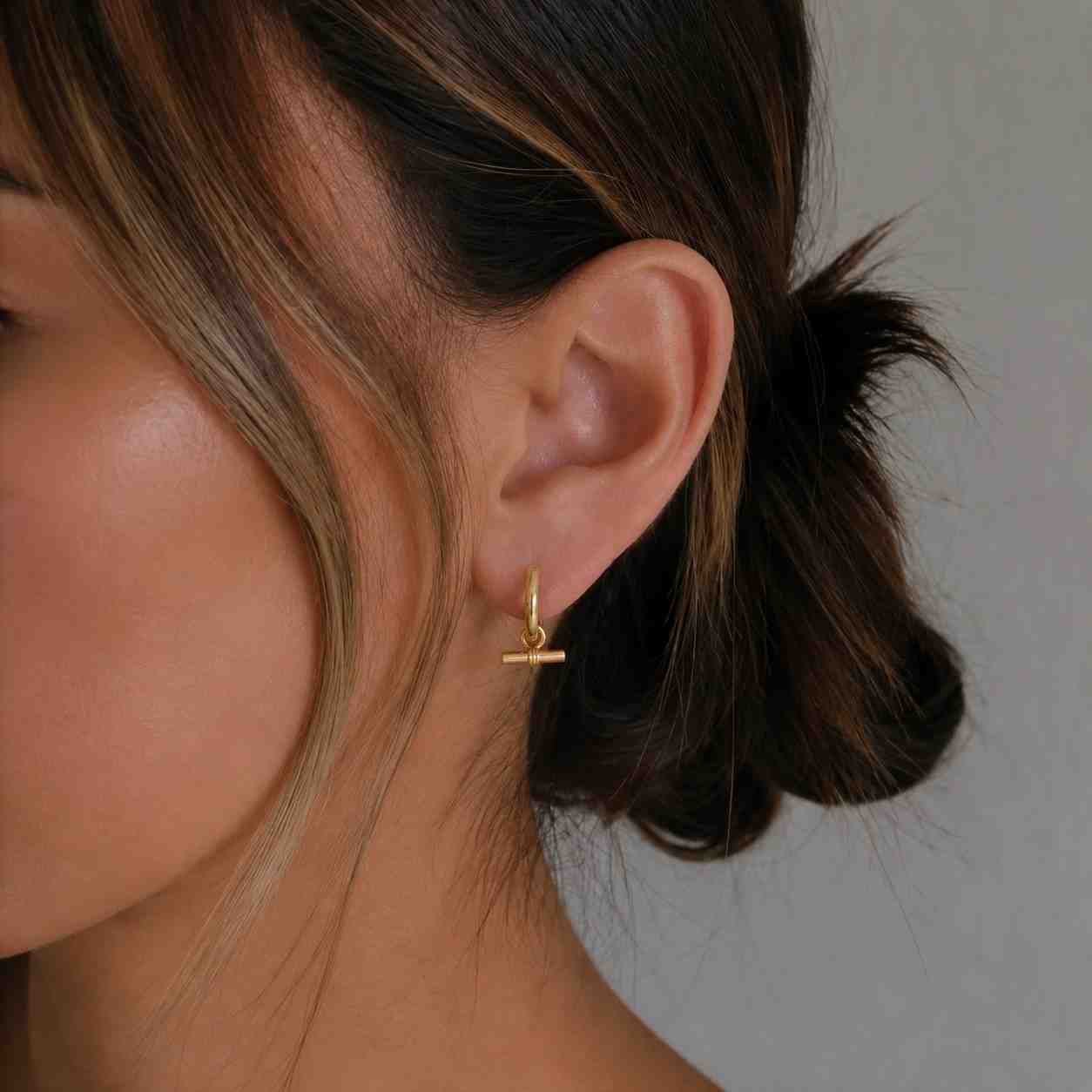 18K Gold Plated T Bar Huggie Hoop earrings