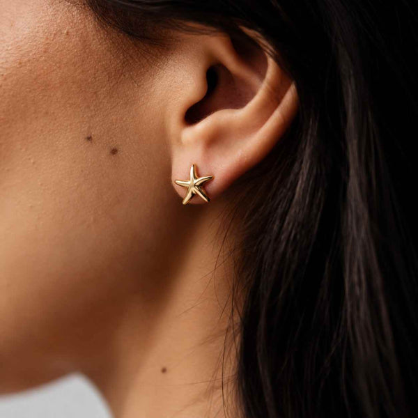 18K Gold Starfish Stud Earrings – Beach Jewelry for Women
