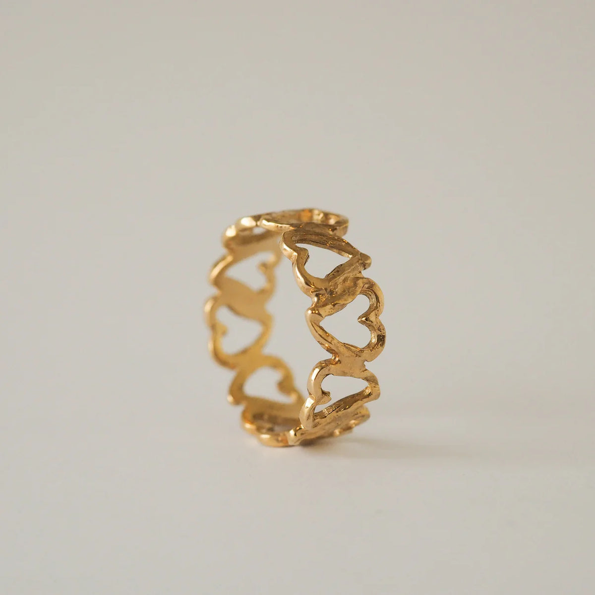 18K_Solid_Gold_Heart_Ring