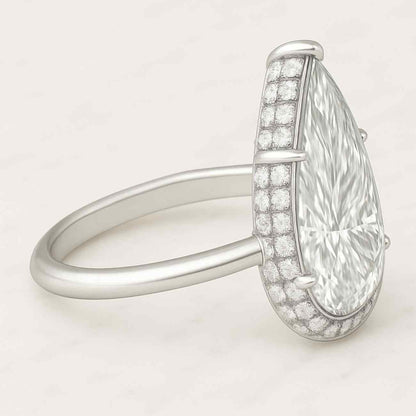 Pear cut Engagement Ring