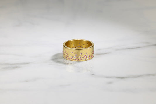 18k_Solid_Yellow_Gold_Band