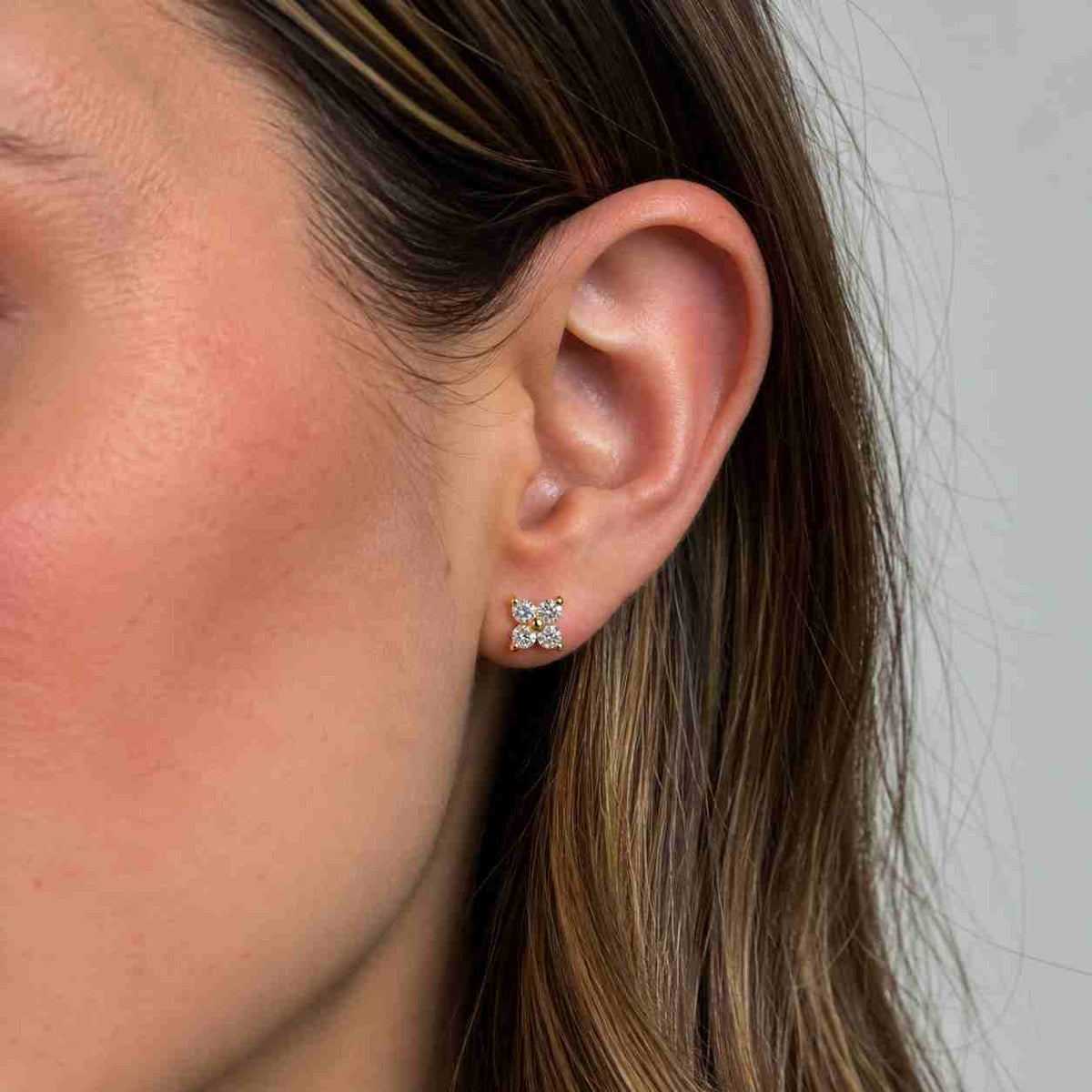 1 CT Lab Grown Diamond Stud Earrings, 14K Gold Basket Setting, IGI Certified Round
