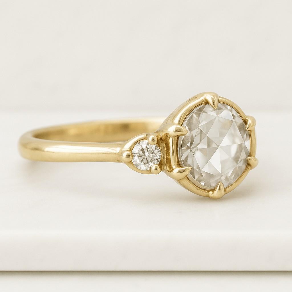 1 Carat Oval Cut Solitaire Engagement Ring / IGI Certified Lab Grown Diamond / 14k Solid Gold / Solitaire Tulip Setting
