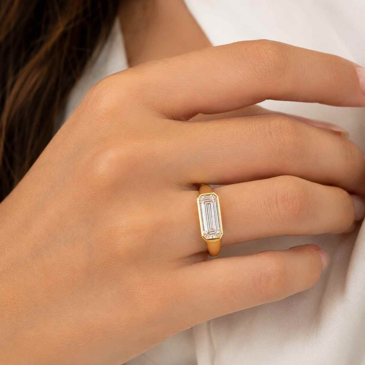 2.00 carat emerald cut diamond ring for women