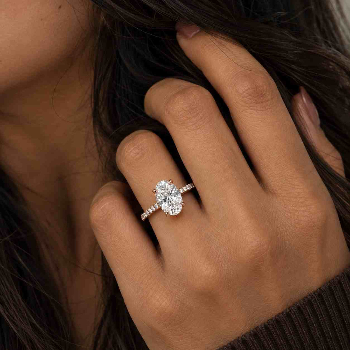 2ct oval lab grown diamond ring, oval trilogy engagement ring, side pear diamond ring, hammer finish oval ring, e-vvs2 igi certified diamond
