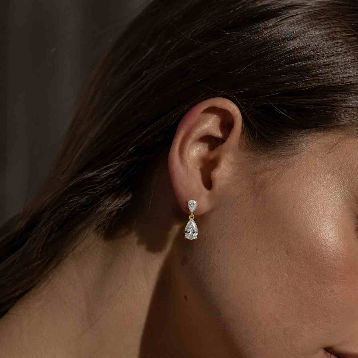 2 carat lab grown diamond pear drop earrings: 14k yellow gold, certified
