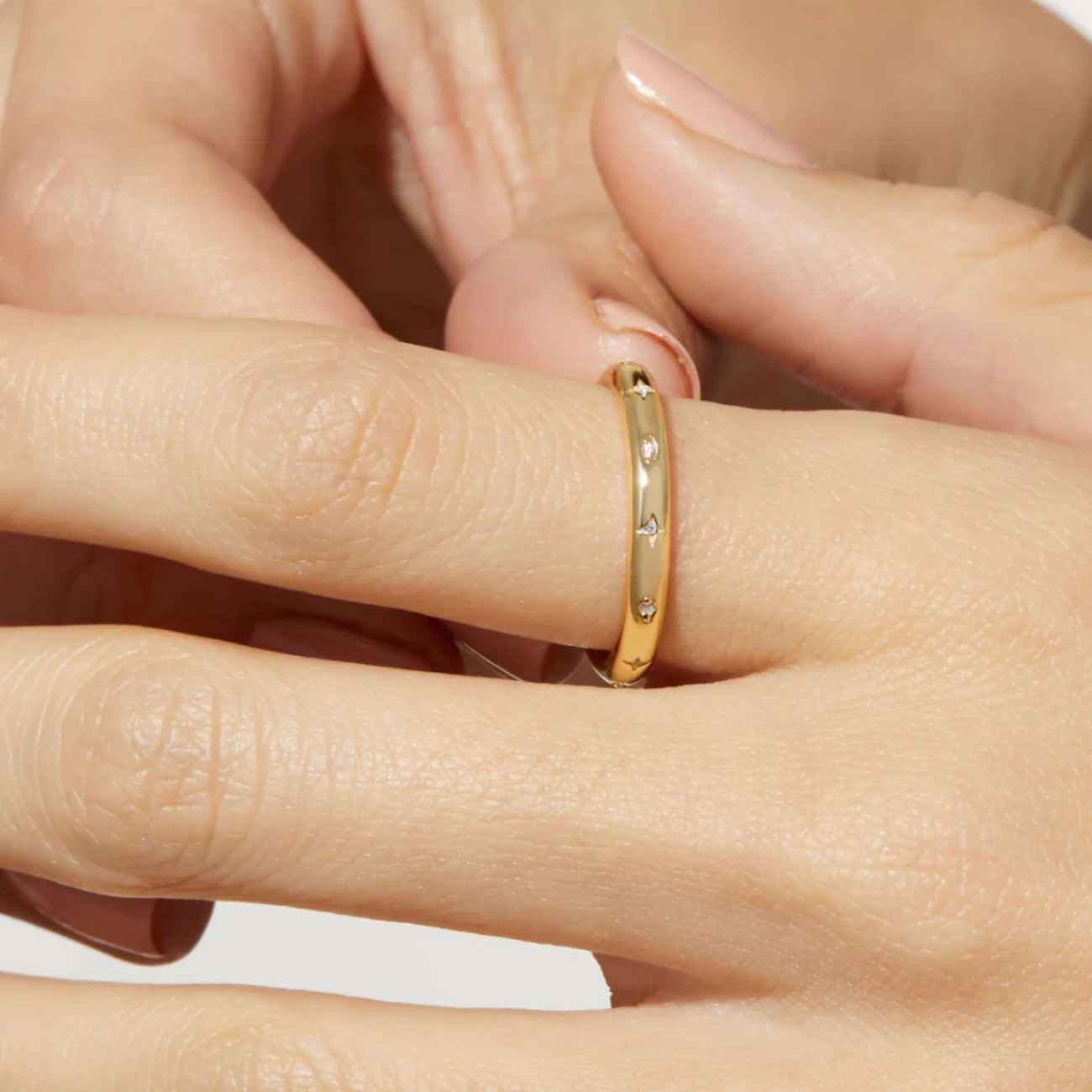 2 Carat Oval Diamond Marquise Band Engagement Ring  E VS1 Lab Grown Diamond IGI Certified  Minimalist Oval Ring  Thin Band Ring  Dainty