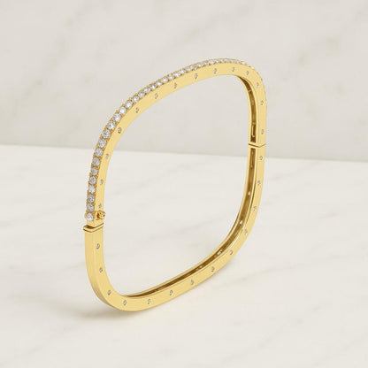Round Cut Lab Grown Diamond Leaf Shape Bracelet