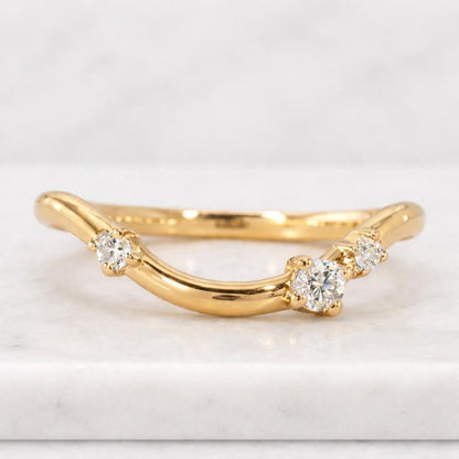 Antique Diamond Curved Wedding Band