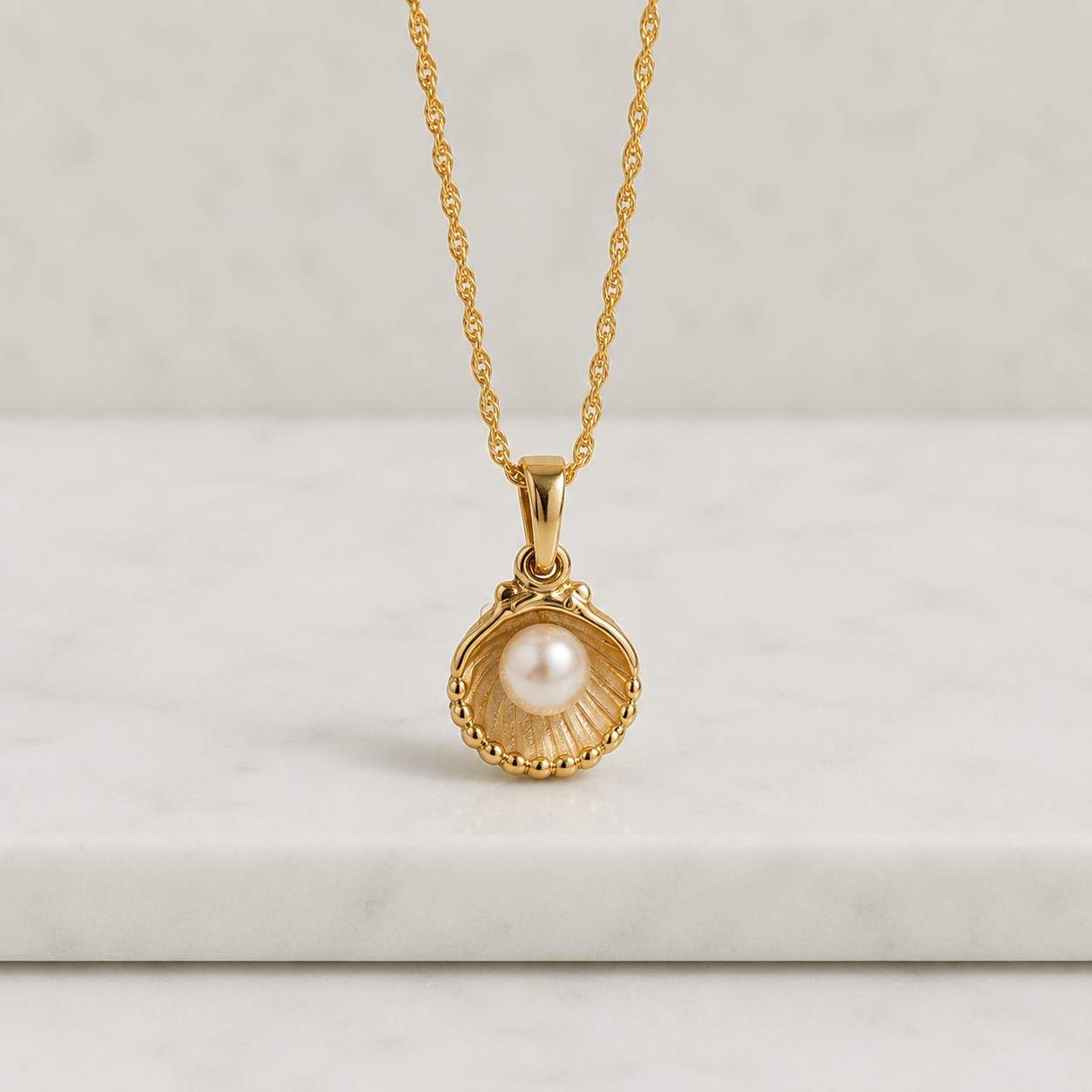 australian south sea white pearl pendant necklace 18k gold diamond