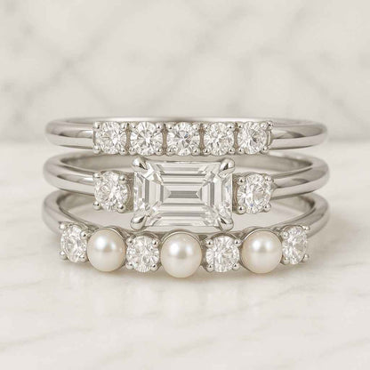 Baguette cut Moss Agate Wedding band Unique Yellow gold Moissanite ring Vintage plain ring Stackable ring