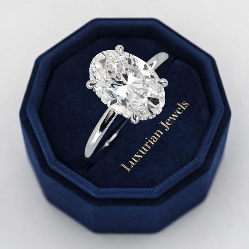 Brilliant Moissanite Ring