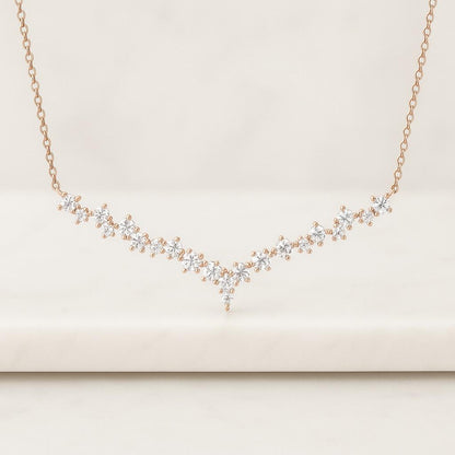 Brilliant Round Cut Simulated Diamond Center Stone