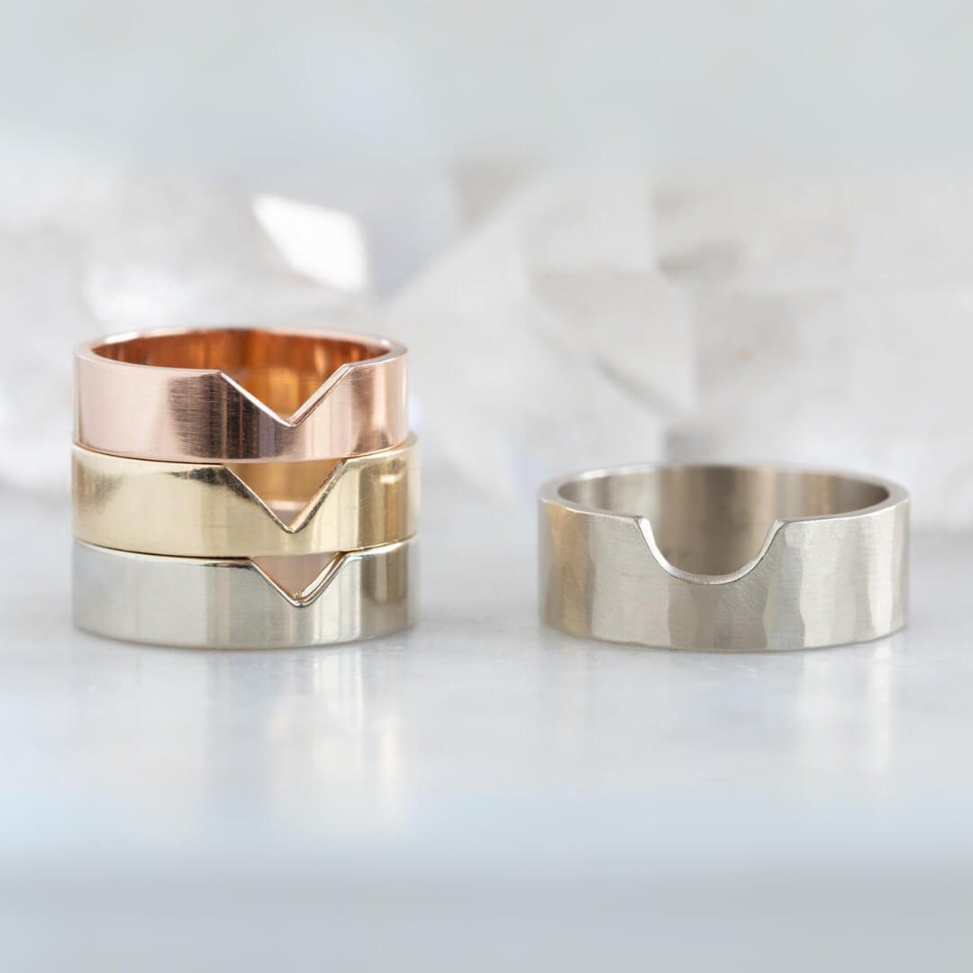 Chevron Band 14k Solid Gold Wedding Band
