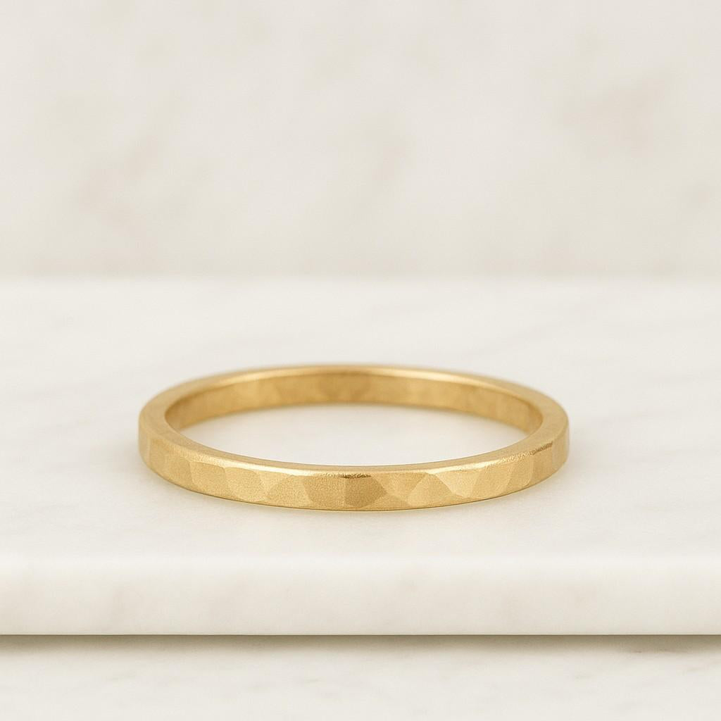 Classic Wedding Rings for Men and Women Plain Simple Wedding Band Solid Gold Wedding Band