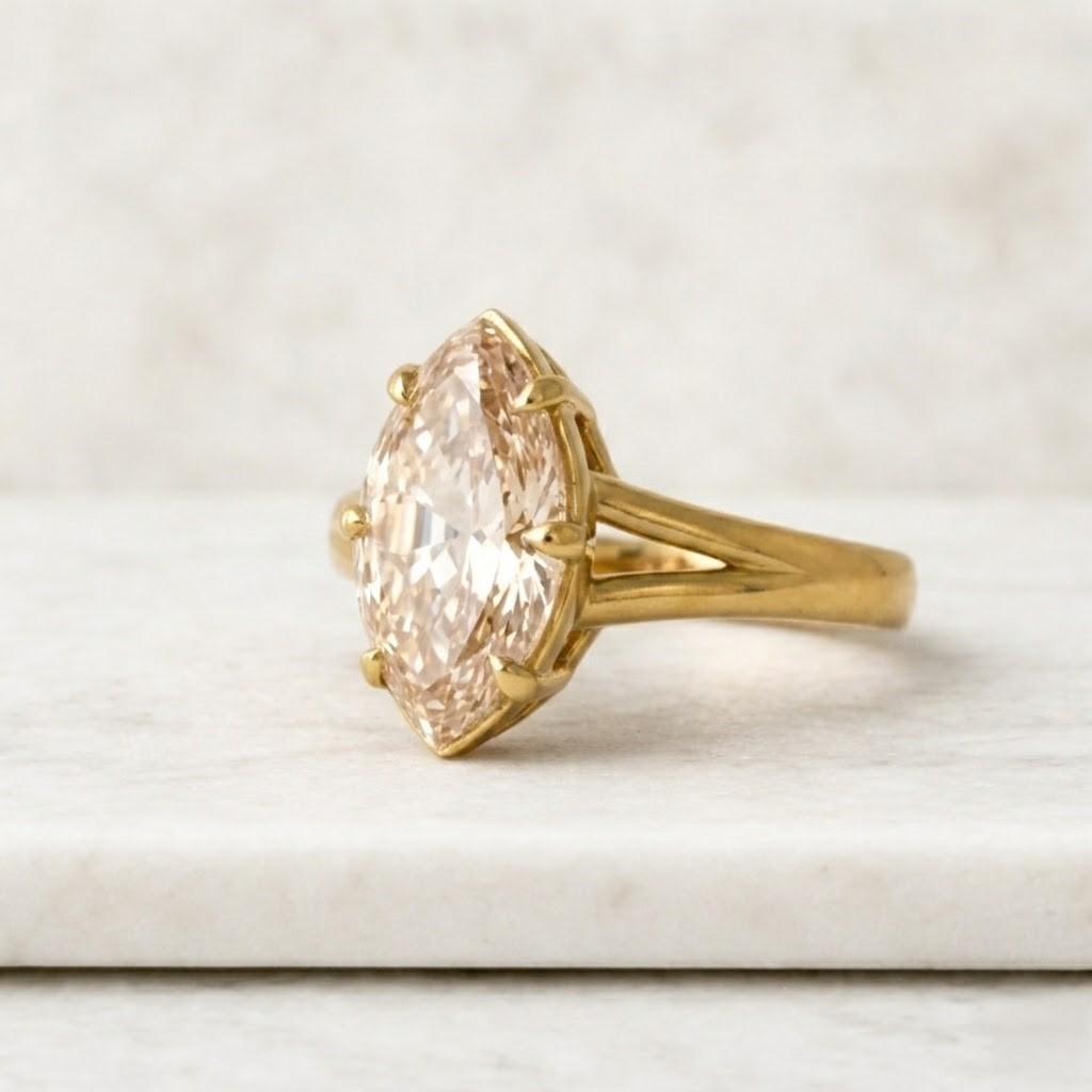 chic jewelry feminine jewelry gift for her ring lover jewelry engagement jewelry bridal accessory luxury accessory fine accessory fashion accessory trend ring signature ring eye catching ring