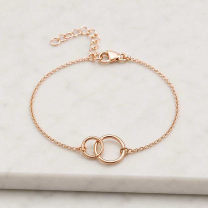 Custom Circle Name Bracelet, Eternity Linked, 2 Ring Bracelet, Custom Couple Bracelets, Interlocking Circle Bracelet, Christmas Gift for Her