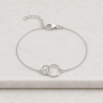 Dainty Interlocking Circle Bracelet, Gold Two Linked Circles Chain Bracelet, Minimalist Everyday Jewelry, Mother Daughter Gift, Gift For Her