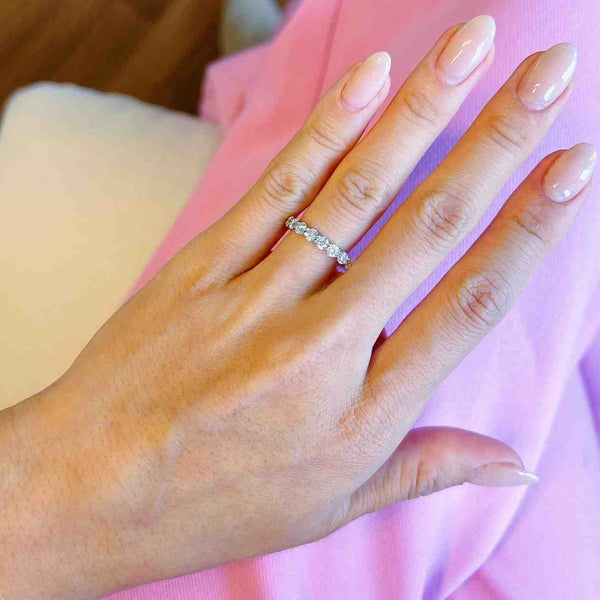 Dainty Modern Lab Grown Diamond Rings