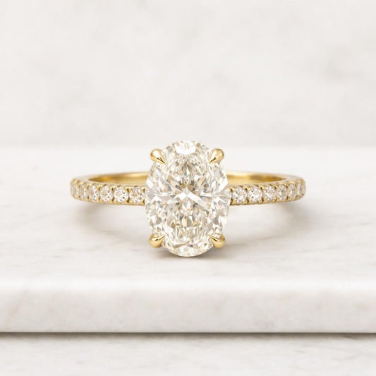 Elegant Marquise Diamond Ring in Yellow Gold