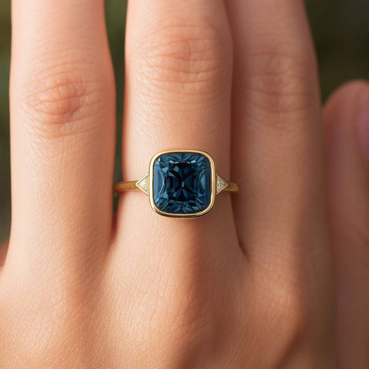 Emerald Cushion Cut Ring 18K Yellow Gold Diamond Halo Emerald Green Cushion Diamond Cut Ring  Green Diamond Engagement Ring  Emerald Green Eternity Ring Womens Green Diamond Wedding Ring Set