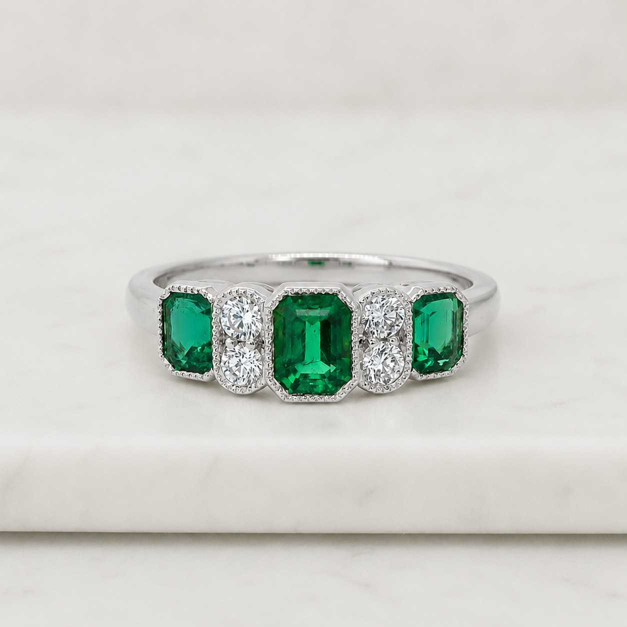 emerald milgrain engagement ring, two tone 925 silver ring, bezel set ring, emerald diamond ring, art deco diamond ring,green solitaire ring