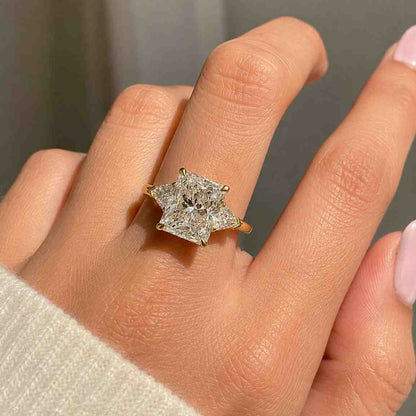 Emerald & Pear Cut Moissanite Toi Et Moi Ring, 14K White Gold

