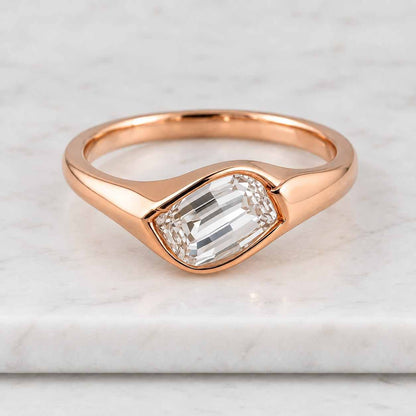 Flame Cut Diamond Engagement Ring Yellow Gold Bezel Set Ring Minimalist Solitaire Ring Modern Statement Bridal Antique Jewelry Gift for Her