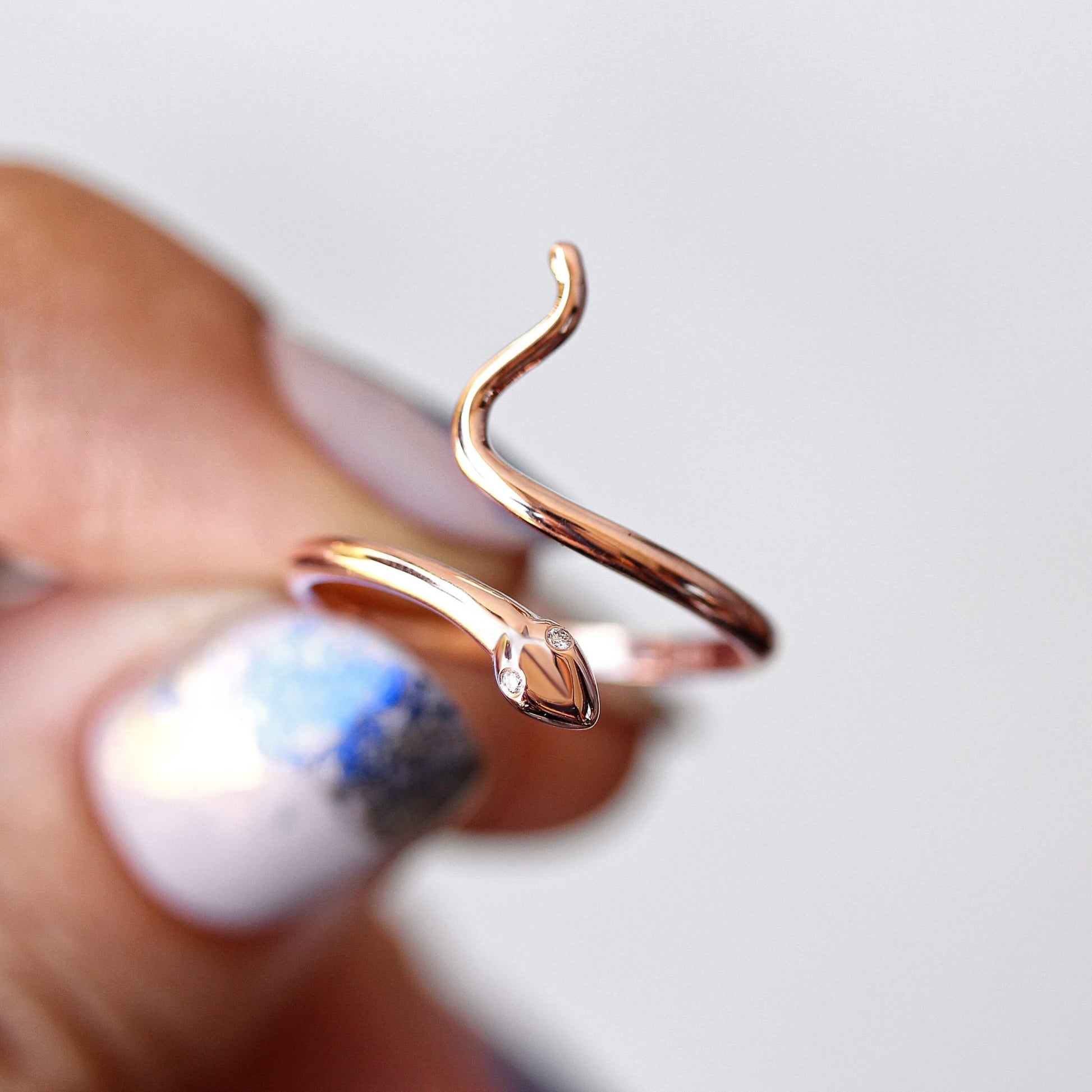 Gold Band, Round Cut Diamond
