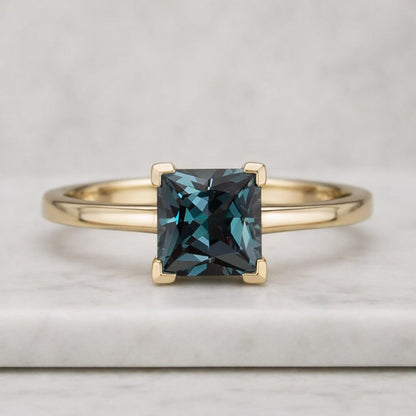 Gold Diamond Ring, Created Diamonds, Gold Intertwine Ring, Diamond Criss-Cross Ring, Sparkly Gold Ring, Stackable Ring, Bands