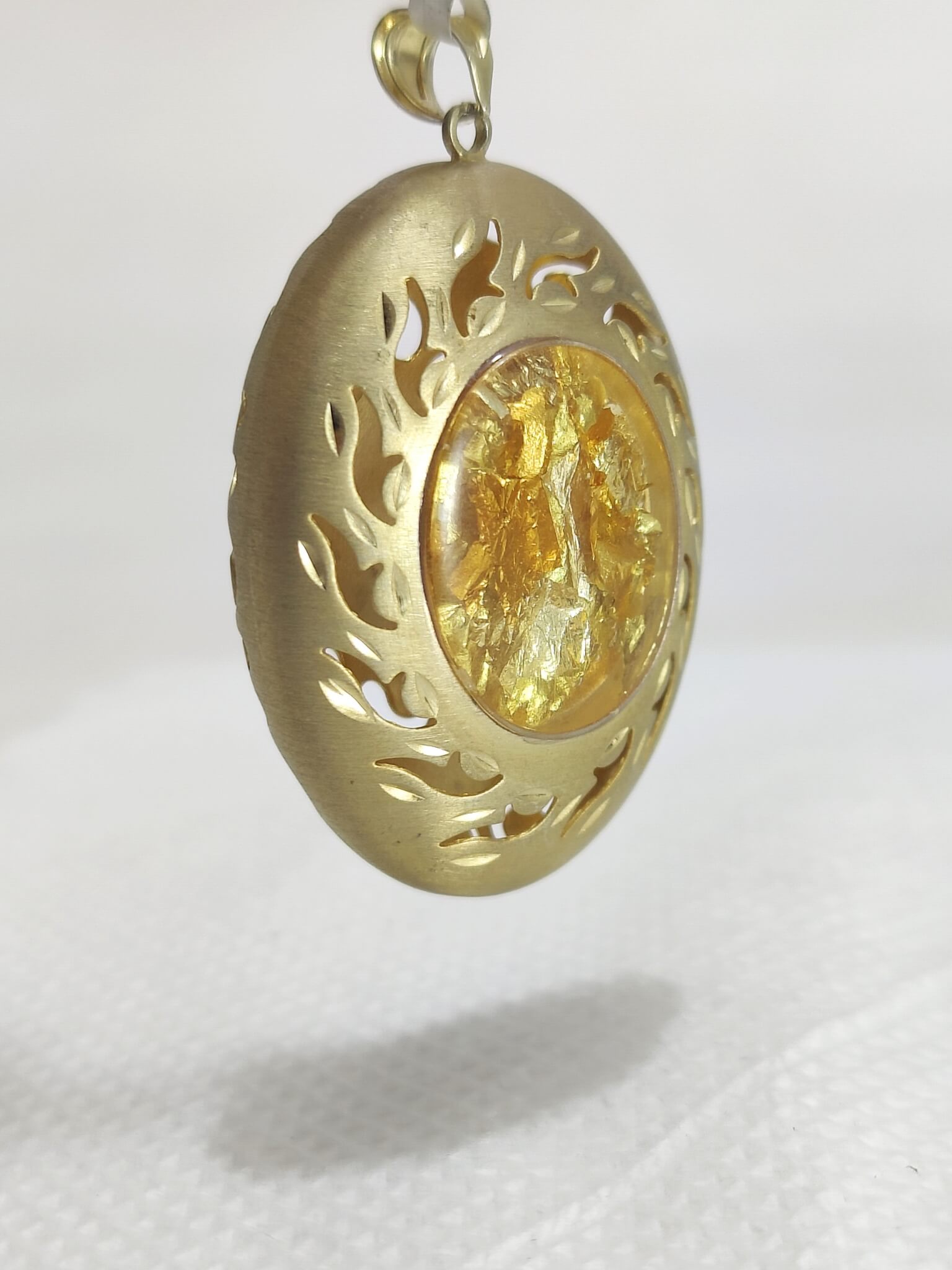 Gold Flake Embedded Lucite Pendant For Mom