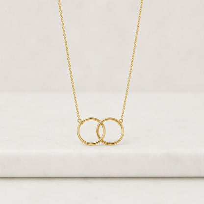 Gold Link Necklace, Family Necklace, Interlocking Circle Pendant, Dainty Minimalist Chain, Waterproof