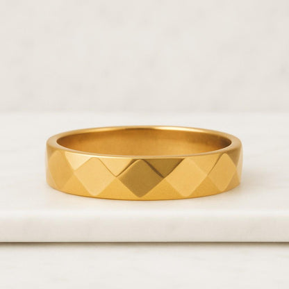 Hammered Mens Wedding Band Solid Gold Handmade Wedding Ring Textured Ring Nature Inspired Leaf Engraved Ring Anniversary Gift for Him