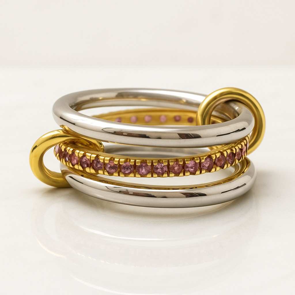 Interlocking gold link ring with lab grown Diamond 14K stackable band