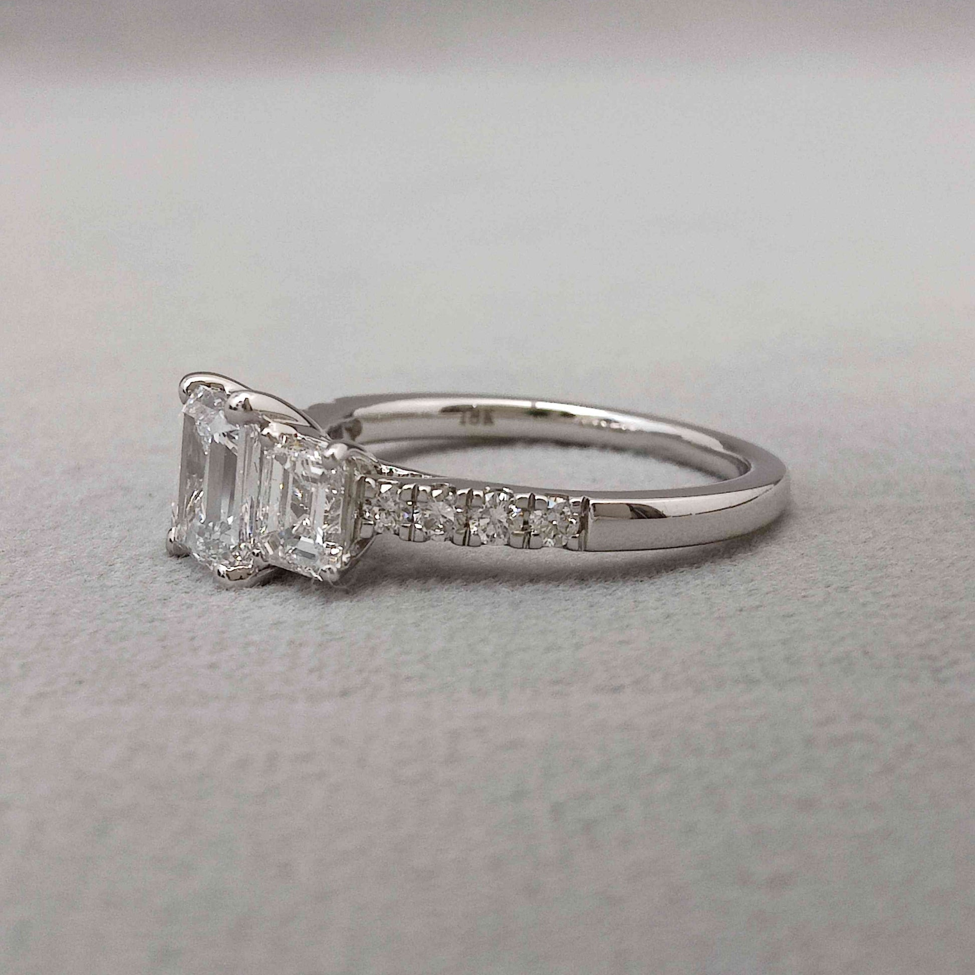 Lab Diamond Engagement Rings