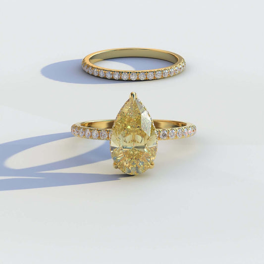 Lab Diamond Pear Cut Wedding Set in Yellow Gold