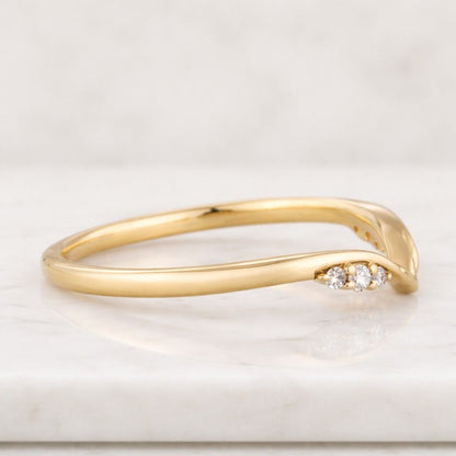 10k 14k 18k Gold Curved Wedding Band Solid Gold Diamond Stacking Ring Lab Diamond Ring Dainty Nesting Ring Alternative Diamond Contour Ring
