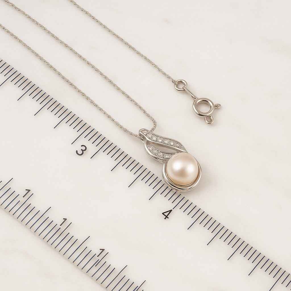 Lab Grown Diamond Pendant Pear Round Cut Lab Grown CVD Diamond Pendant