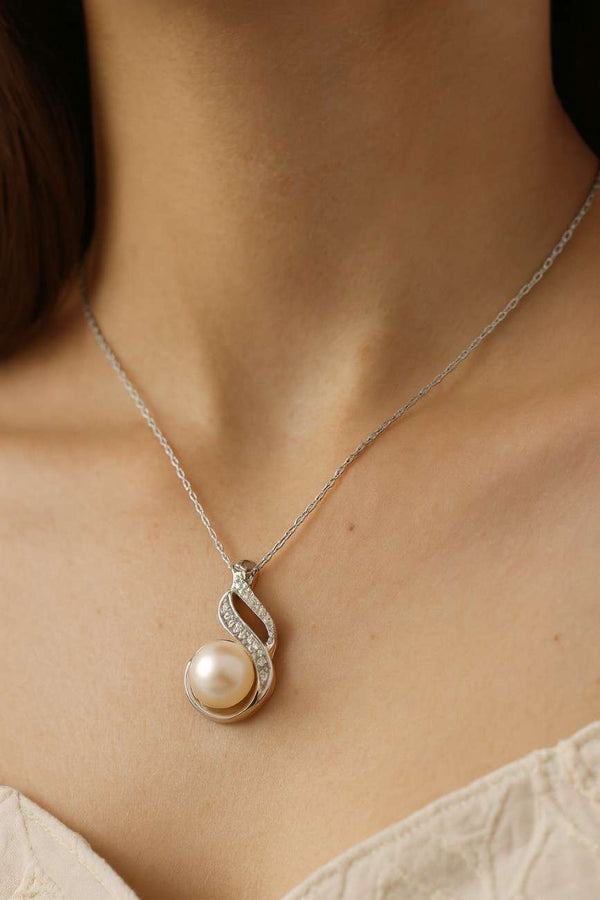 Lab Grown Diamond Pendant Round Cut Lab Grown CVD Diamond Pendant