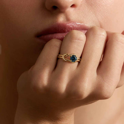 Round London Blue Topaz Ring, 925 Silver Leaf Solitaire Engagement Ring
