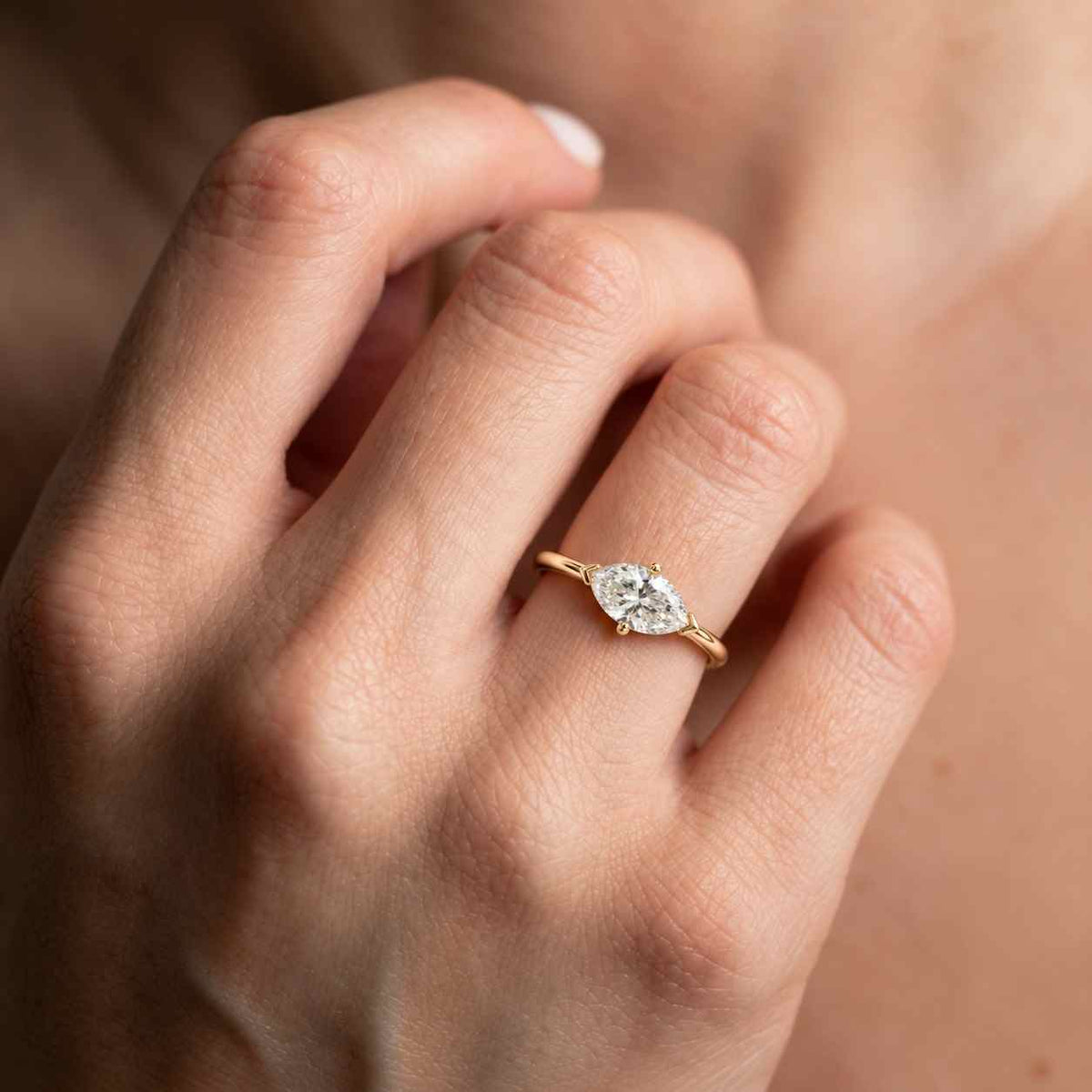 igi certified marquise cut lab grown diamond solitaire 10k gold engagement ring
