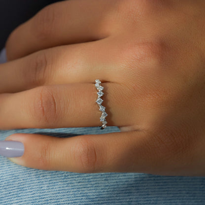 Minimalist Curved Moissanite Wedding Band