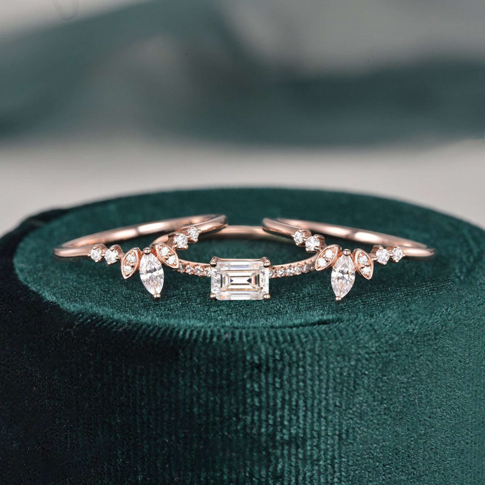 Minimalist Emerald Cut Engagement Ring Set