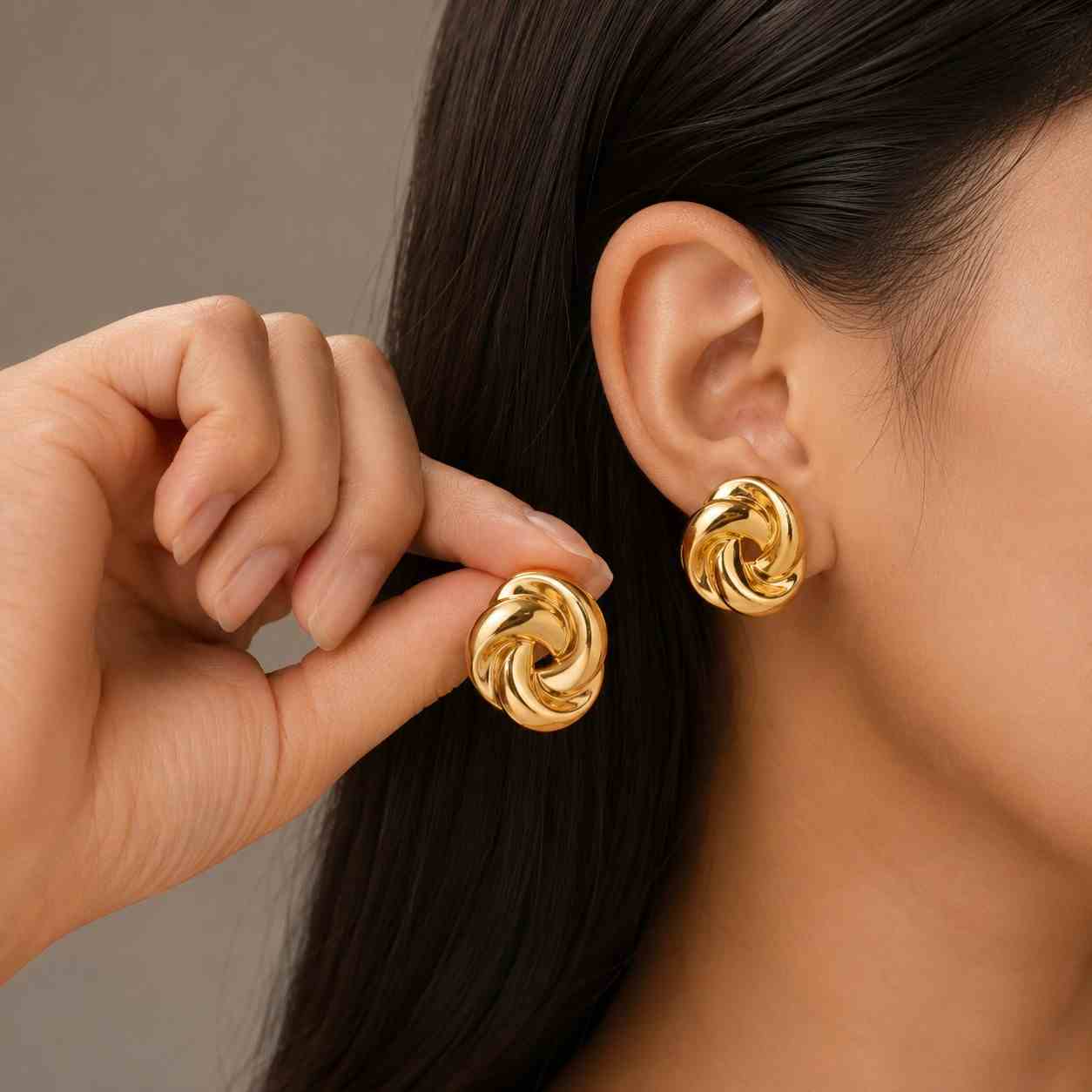 minimalist gold knot earrings chunky gold hoop earrings interlocking hoop earrings  quiet luxury  girlfriend gift  best friend gift