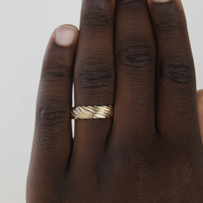  Minimalist Matching Rings for Couples