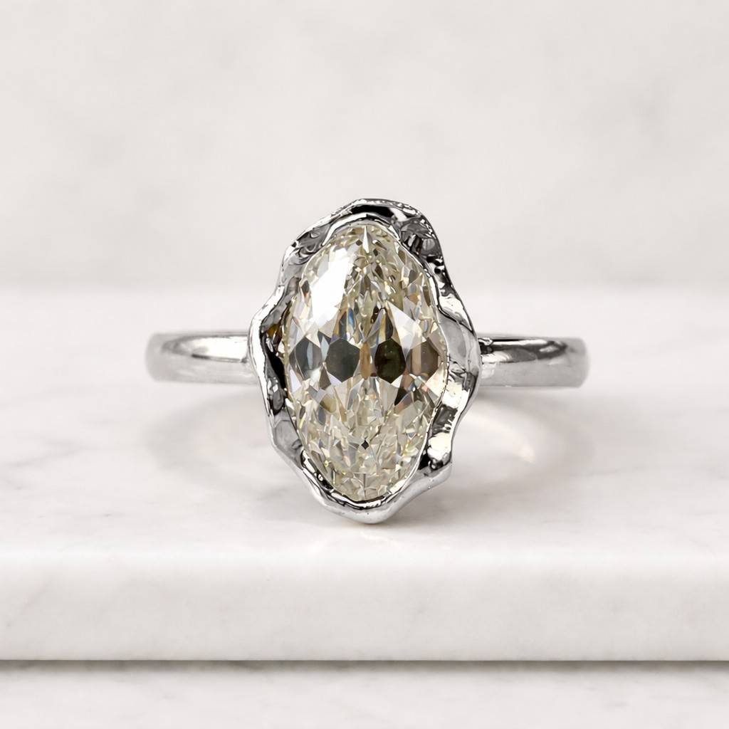 modern stylish ring for her