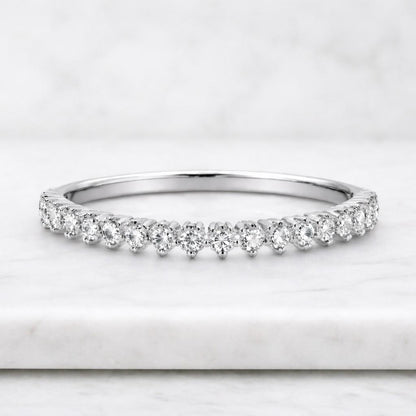 Moissanite Twisted Band Ring, 14K Gold Plated Infinity Band, Dainty Stackable Wedding Band, Delicate Promise Ring, Twisted Eternity Ring.
