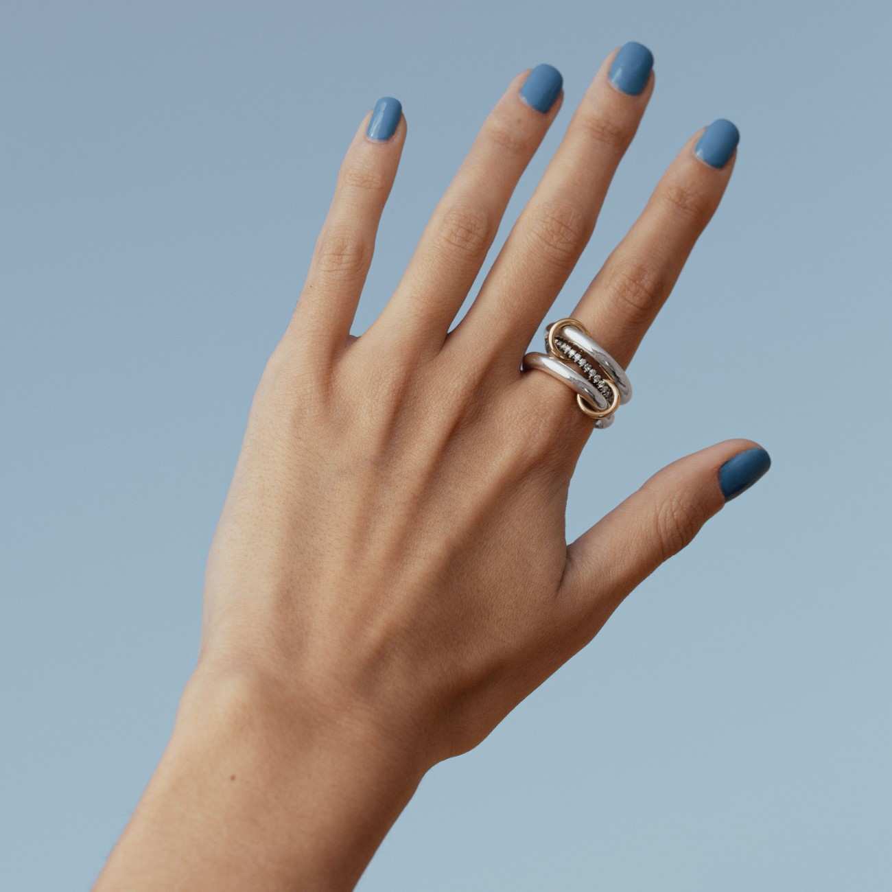 Multi Link Connected Salt And Pepper Round Diamond Ring For Her