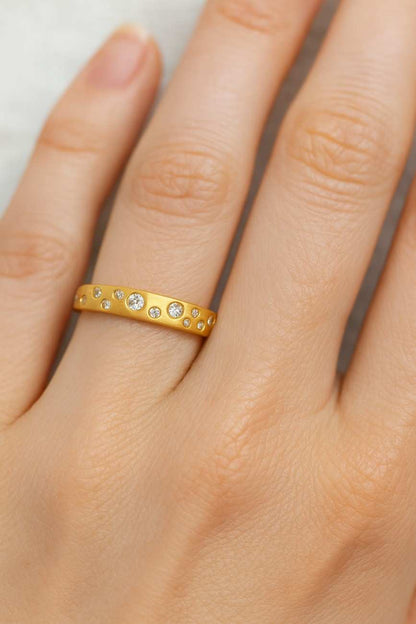 Nature-Inspired Leaf Wedding Band for Women – Solid Gold Floral Ring with Pave Detail, Elegant Gift for Wife, Mom, or Bride, Leafy Gold Band
